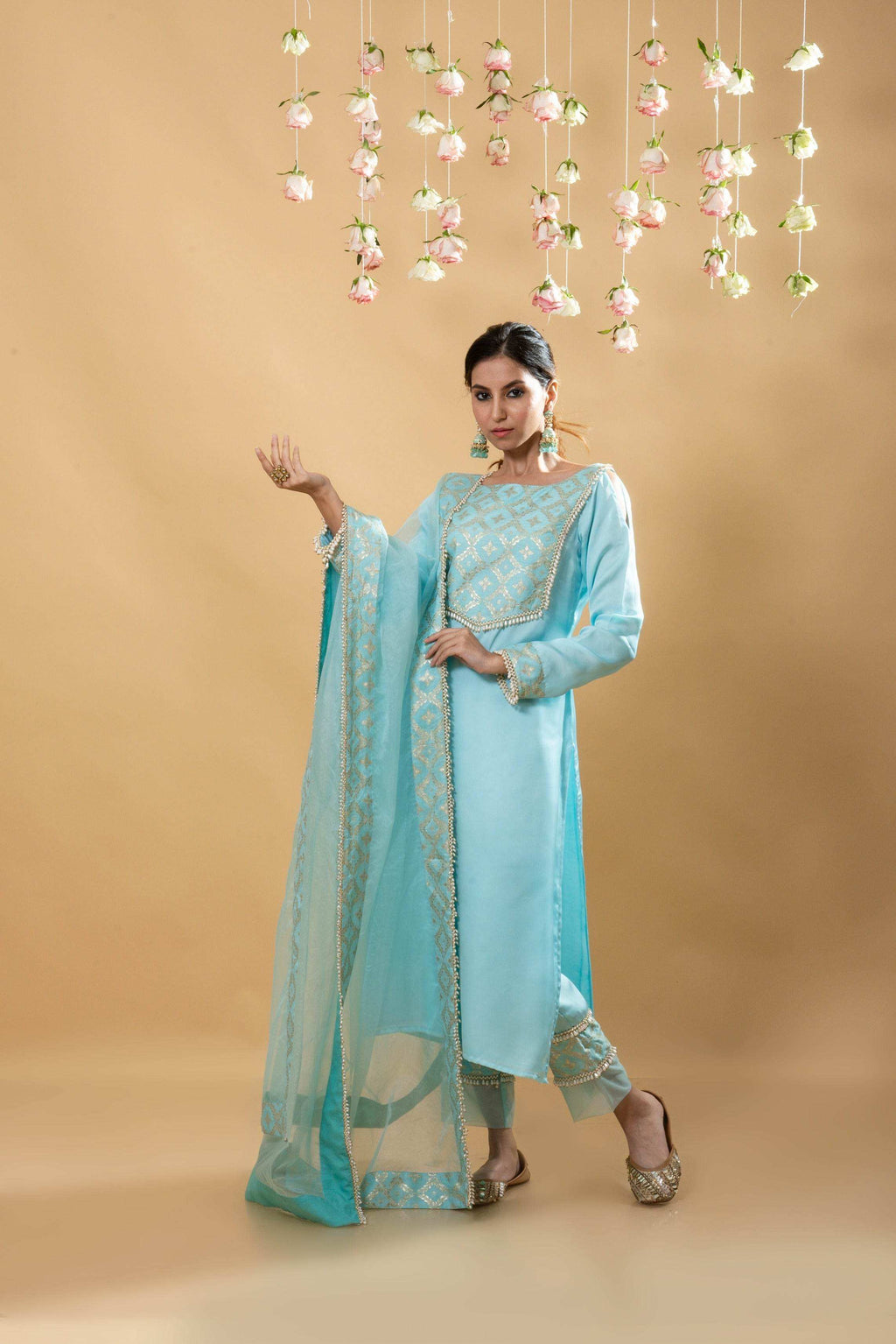 Isha Cold - Shoulder Kurta Set Powder Blue - Monk & Mei
