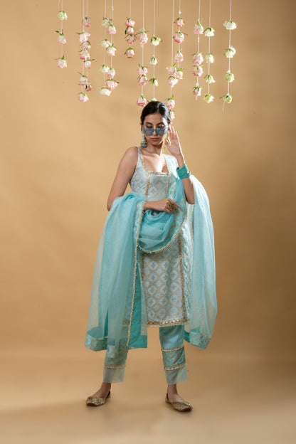 Kala-Sleeveless Kurta Set- Powder Blue