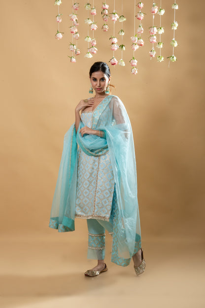 Kala-Sleeveless Kurta Set- Powder Blue