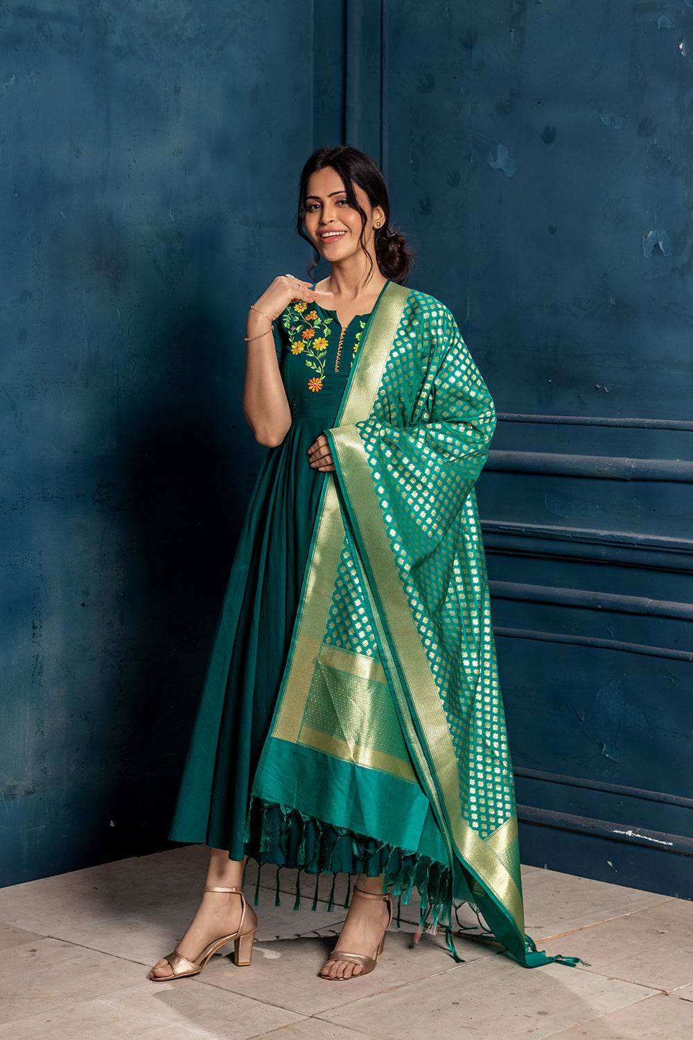 Brocade Benarasi Dupatta - Green - Monk & Mei