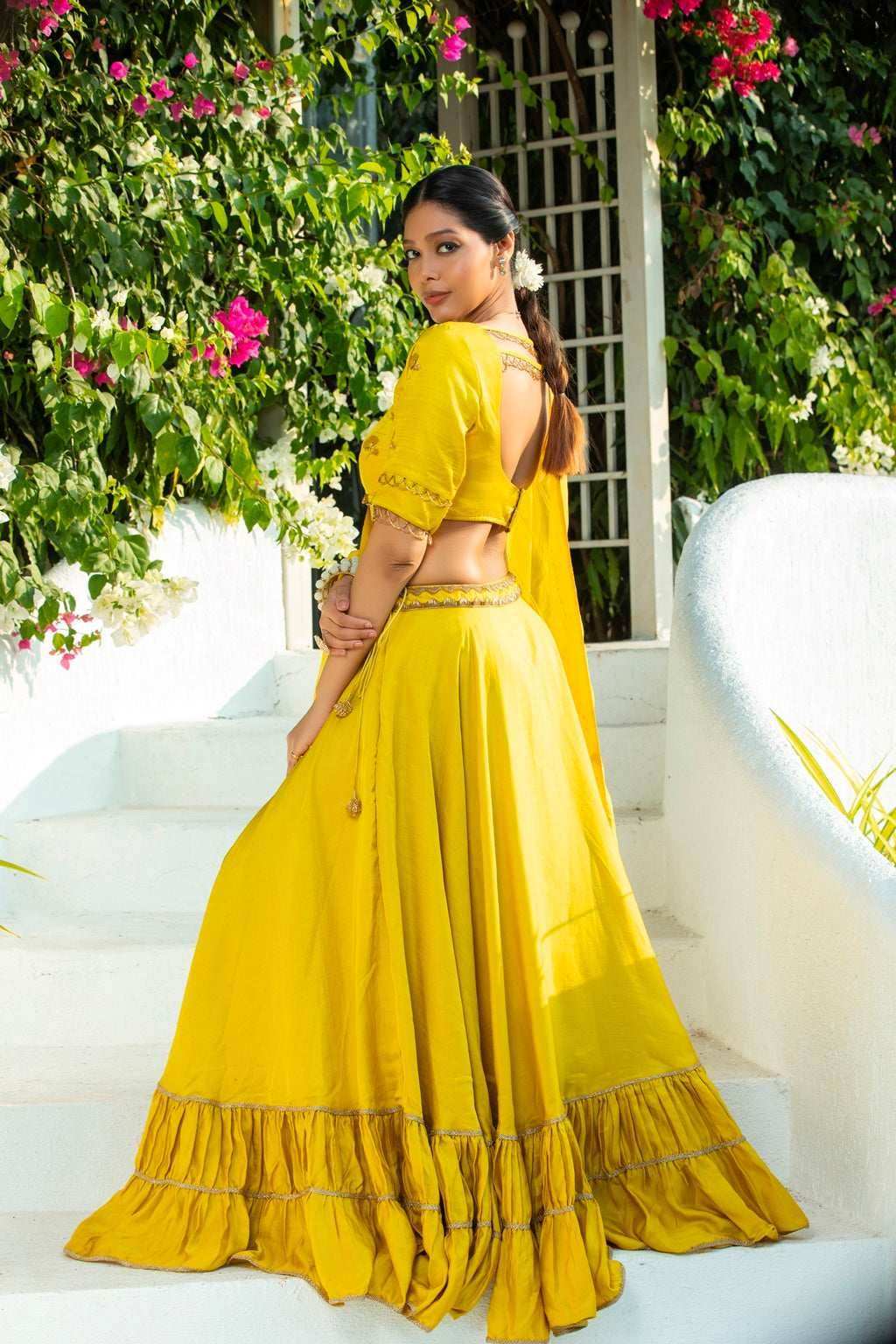 Gulmina - Lehenga Set - Monk & Mei
