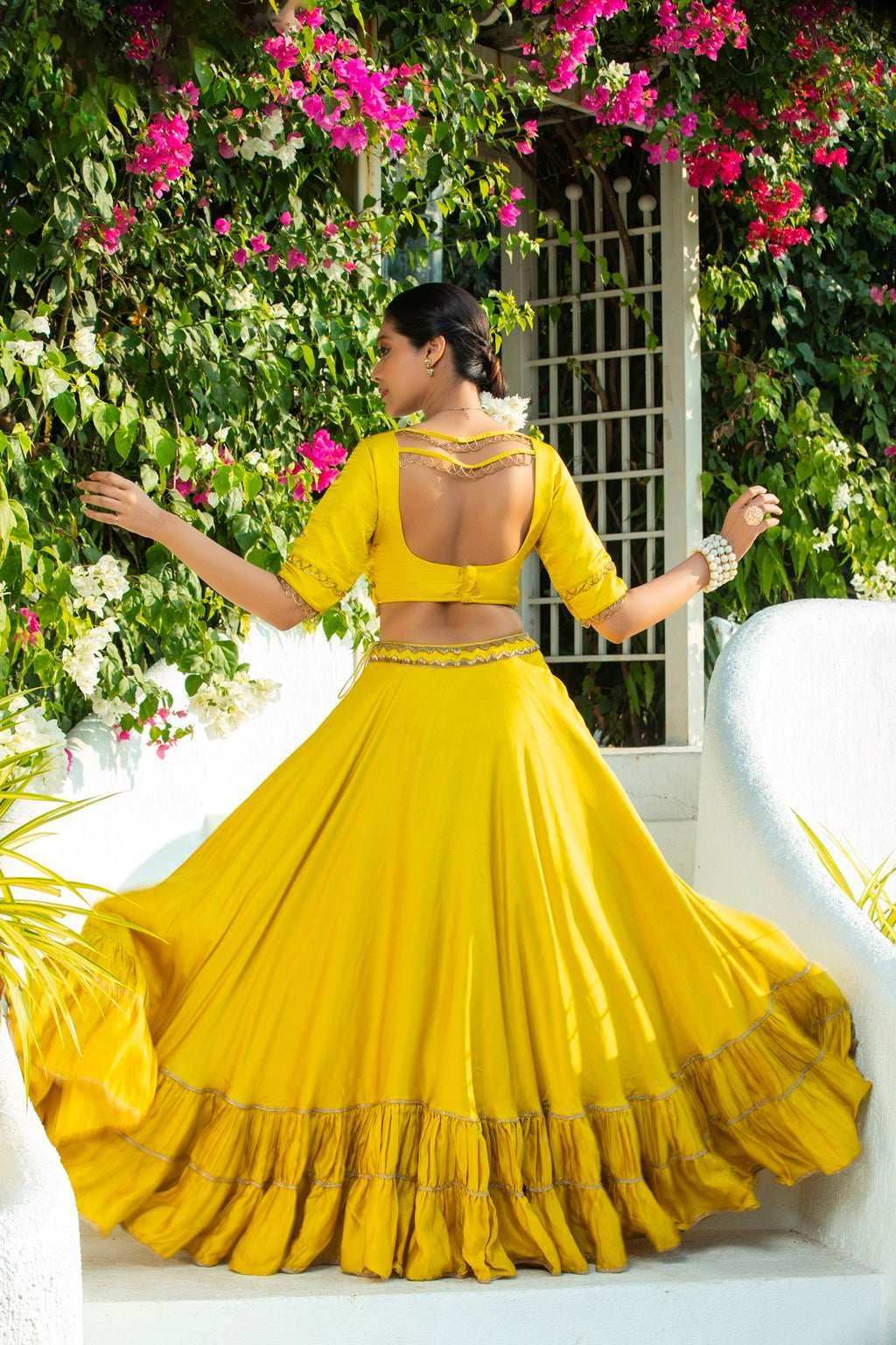 Gulmina - Lehenga Set - Monk & Mei