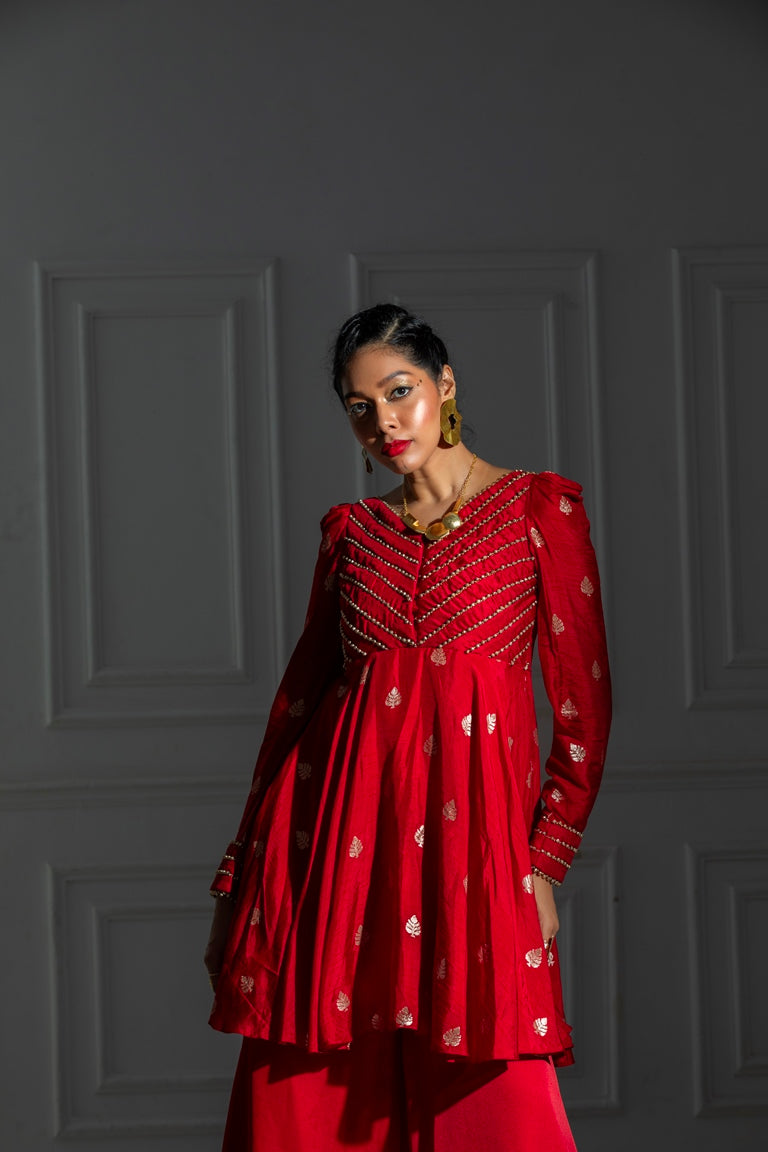 Nefertiti Rose Red with Dupatta