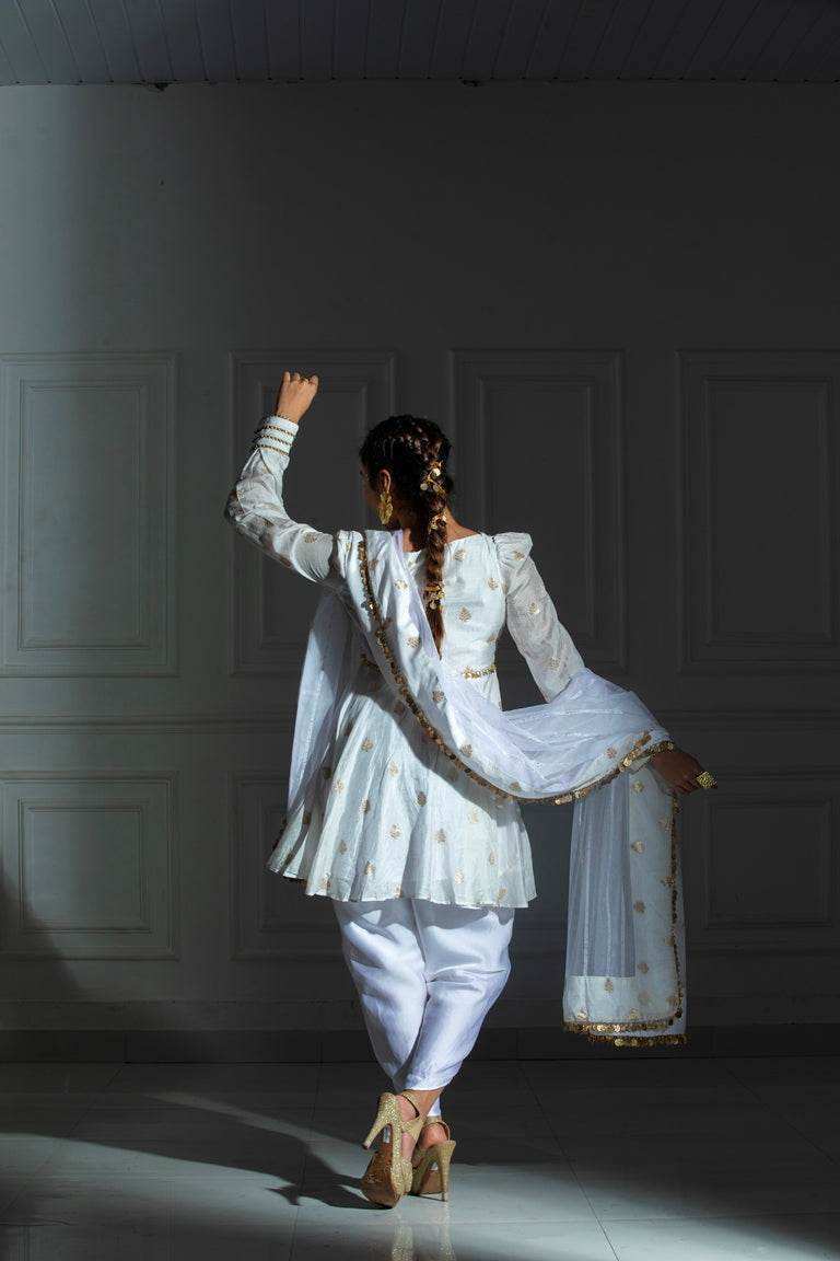 Ashen Dhoti Set Ivory White - Monk & Mei