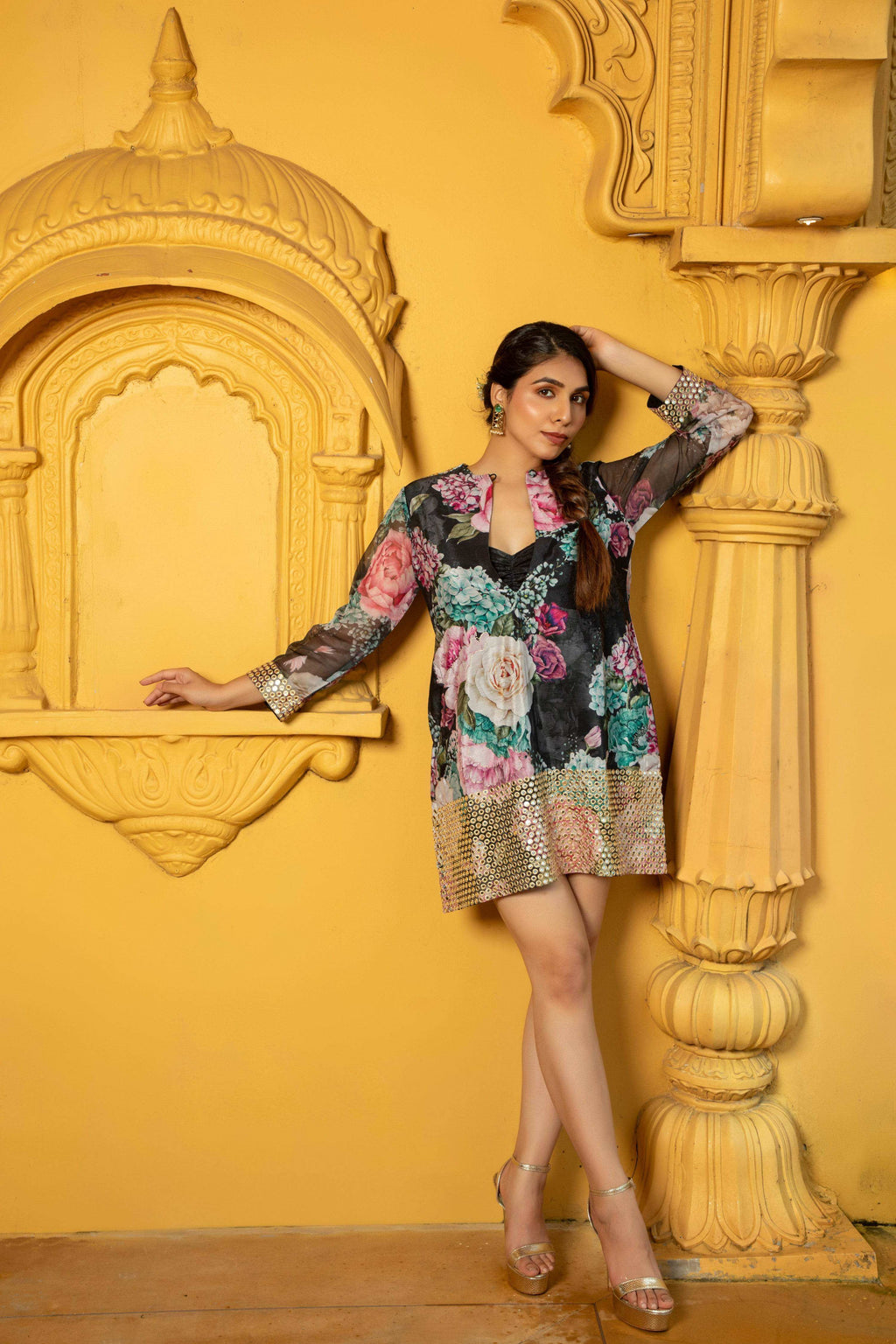 Dalila- Dress Black - Monk & Mei
