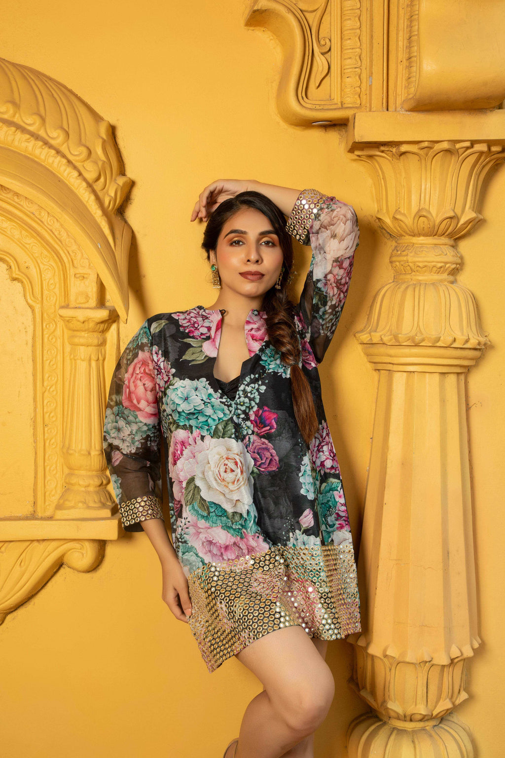 Dalila- Dress Black - Monk & Mei