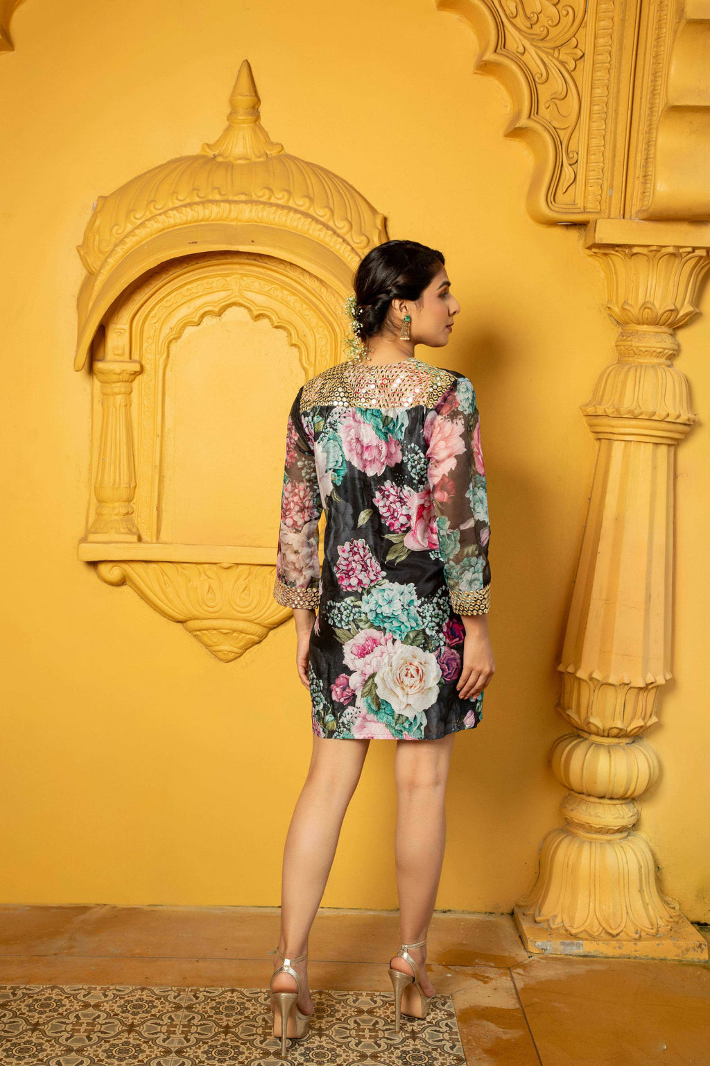 Dalila- Dress Black - Monk & Mei