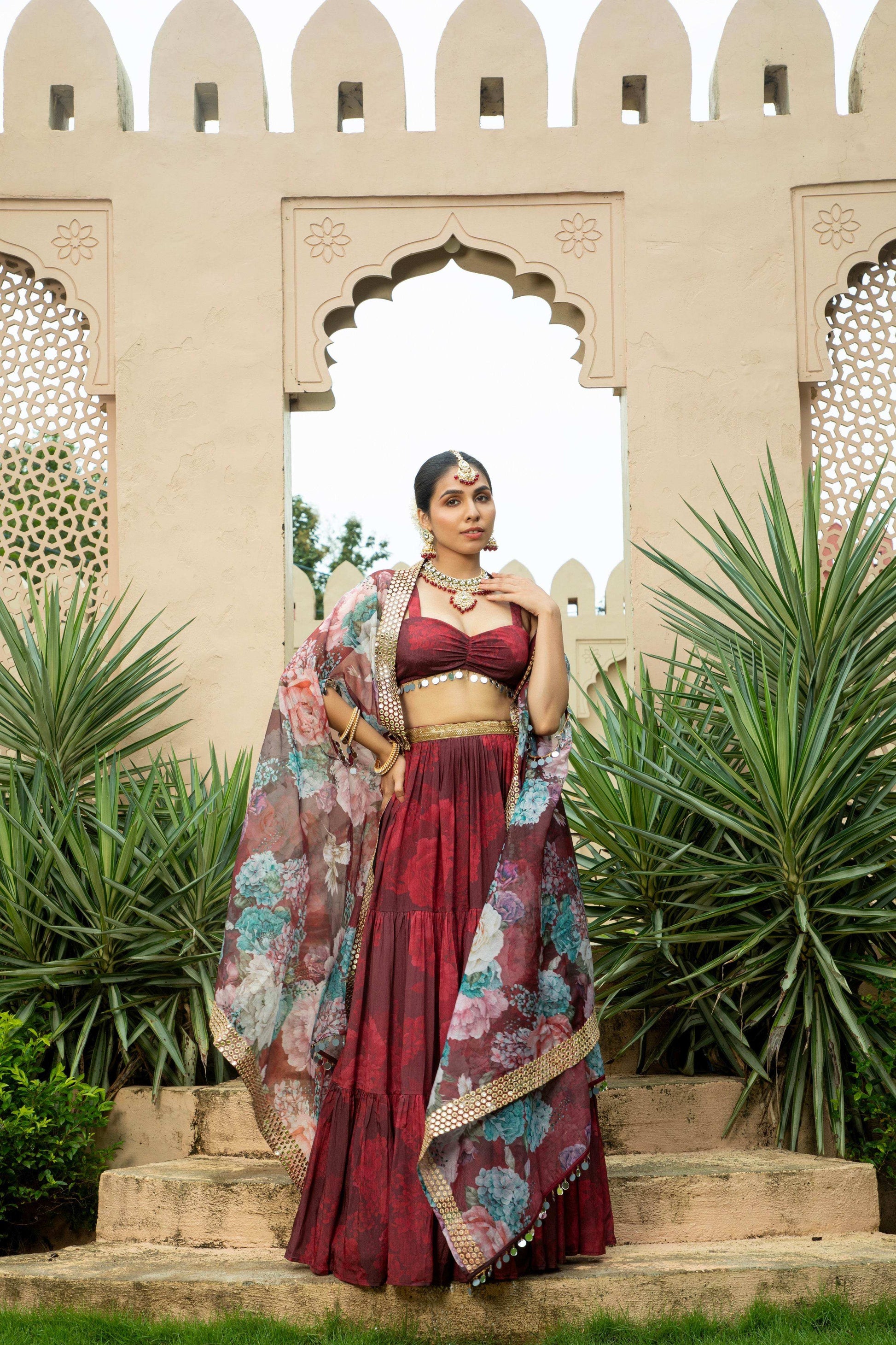 Aafia - Lehenga Set Maroon - Monk & Mei
