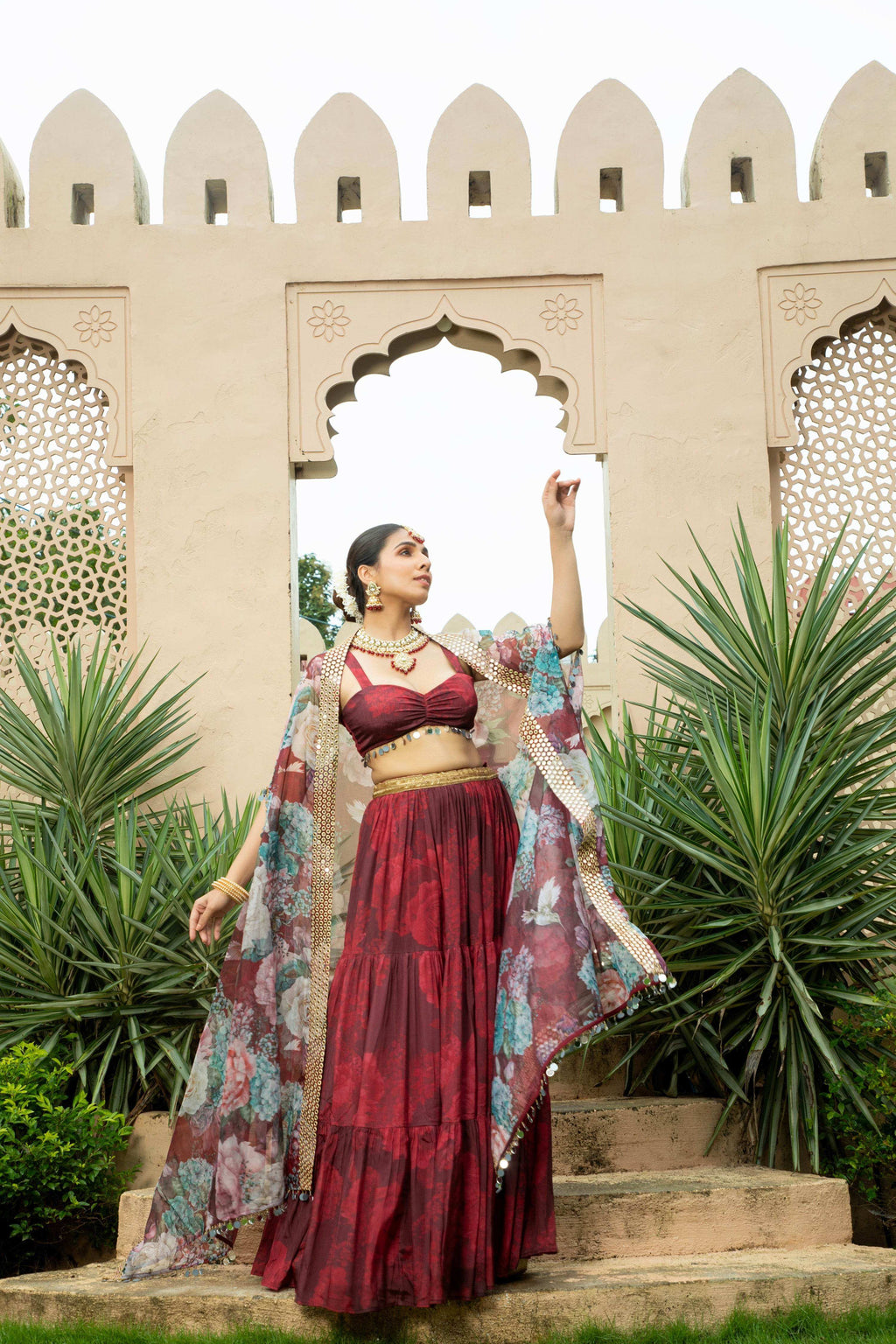 Aafia - Lehenga Set Maroon - Monk & Mei