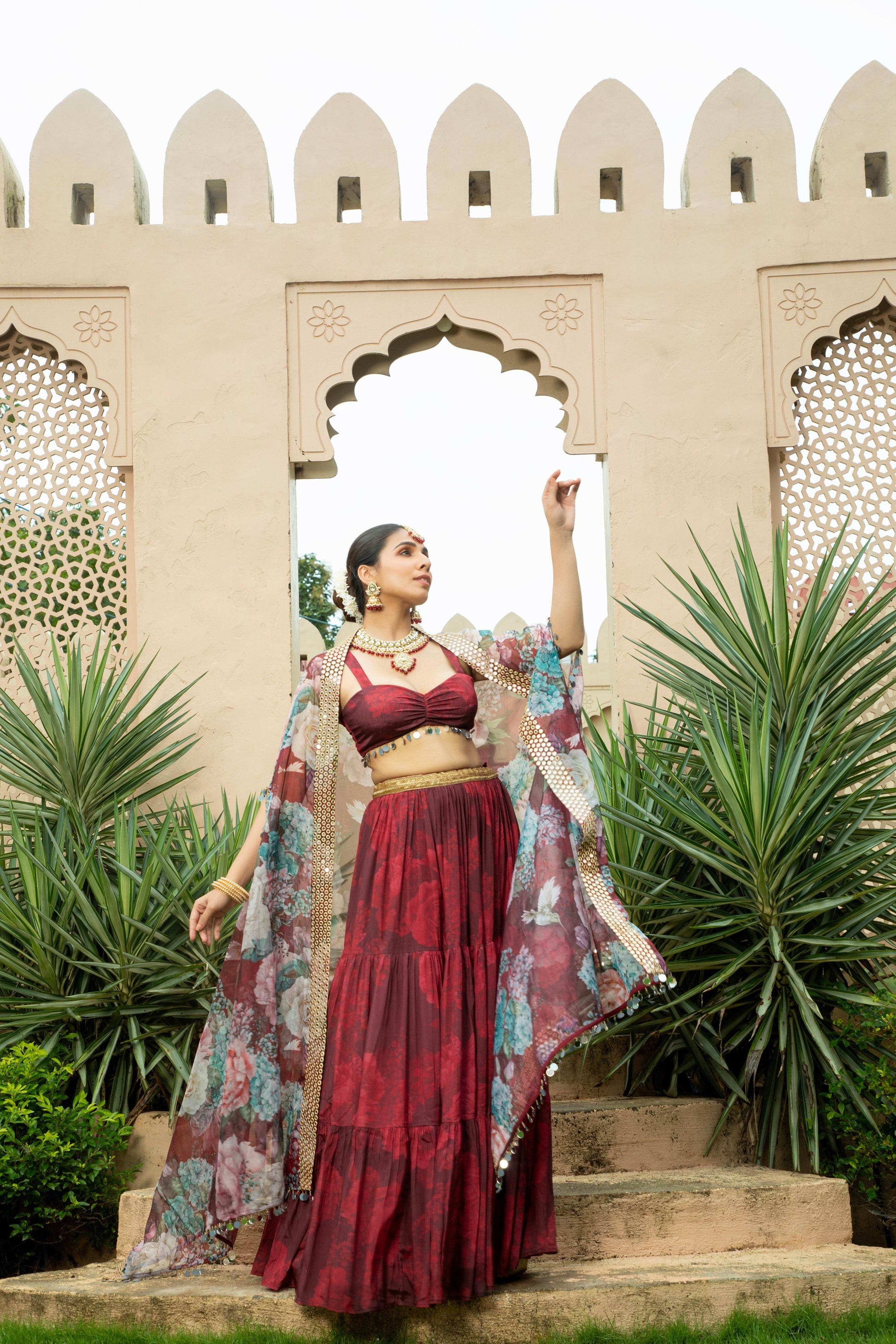 Aafia - Lehenga Set Maroon - Monk & Mei
