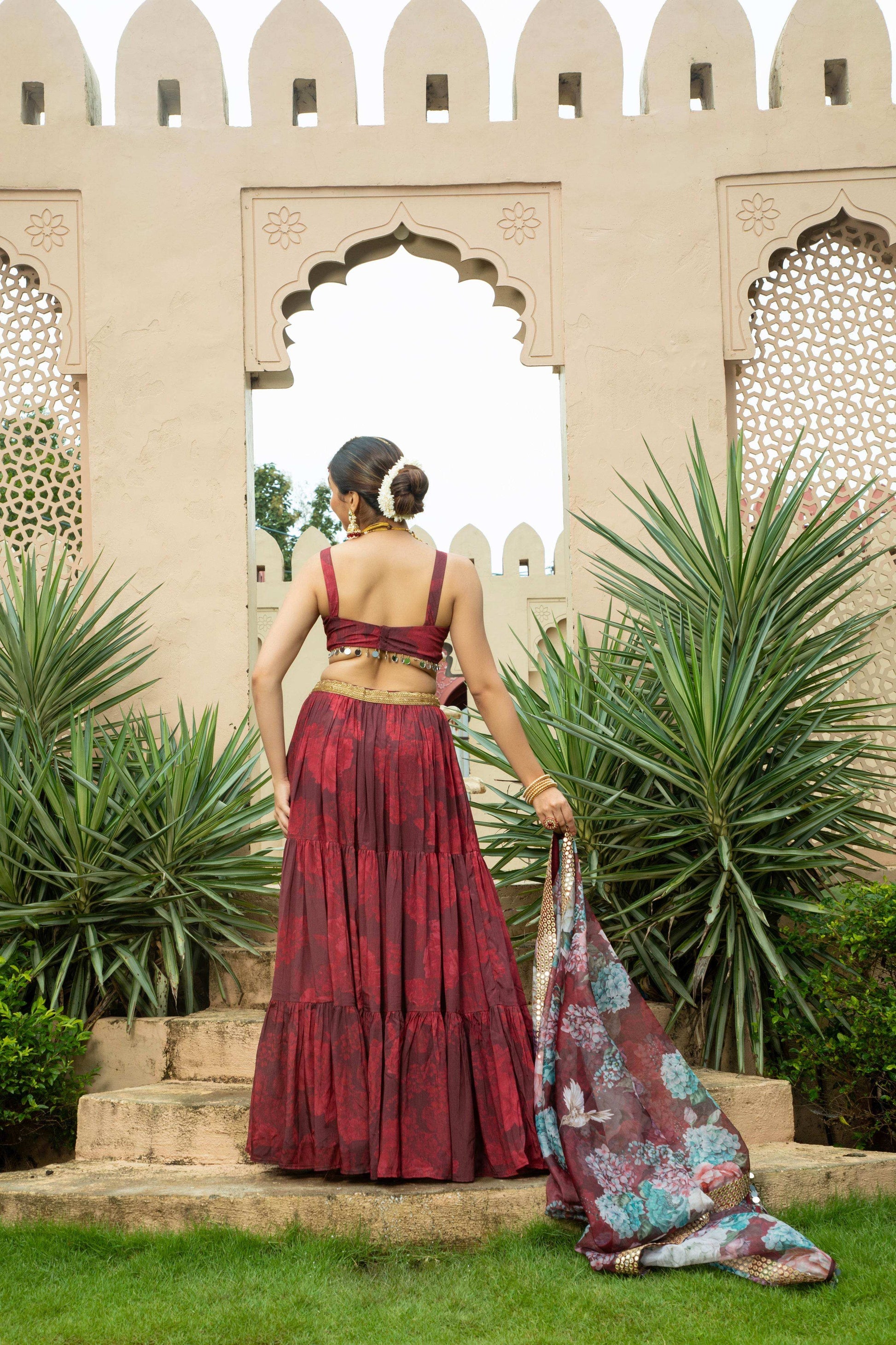 Aafia - Lehenga Set Maroon - Monk & Mei