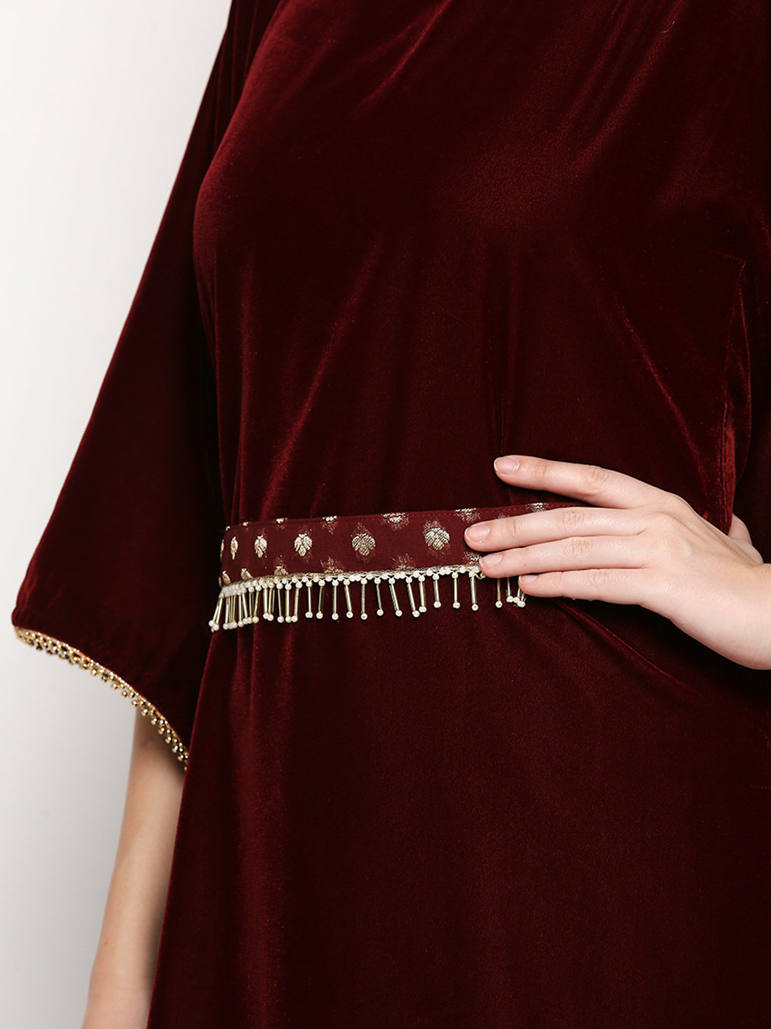 Nuuh Kaftan with Belt - Maroon