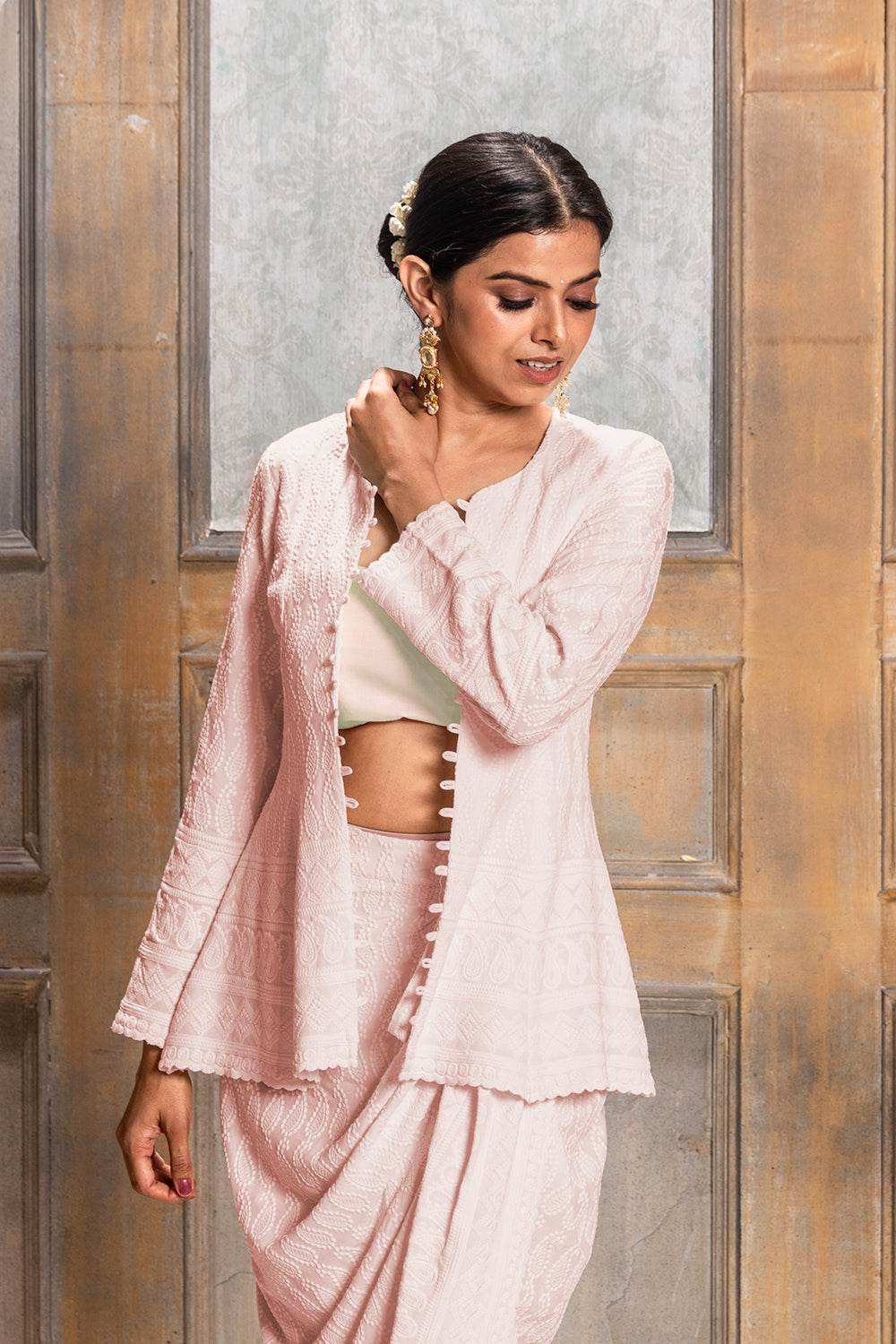 AALIYAH - EMBROIDERED JACKET & DHOTI - Babypink - Monk & Mei