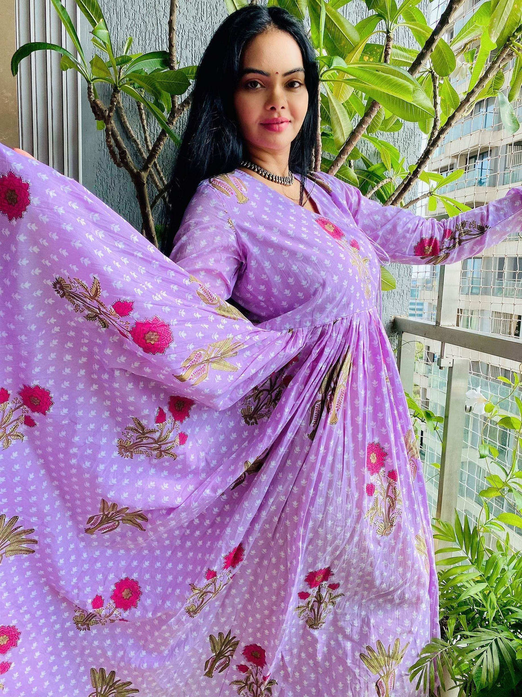 Saawni Angrakha - Lavendar - Monk & Mei