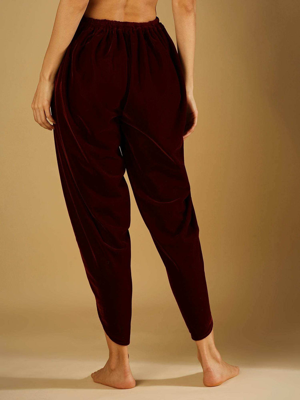 Tamanna-Kurta dhoti Set with Belt - Maroon - Monk & Mei
