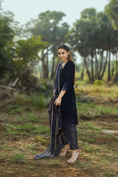 Sophia Velvet Kurta, Pant & Dupatta- Blue