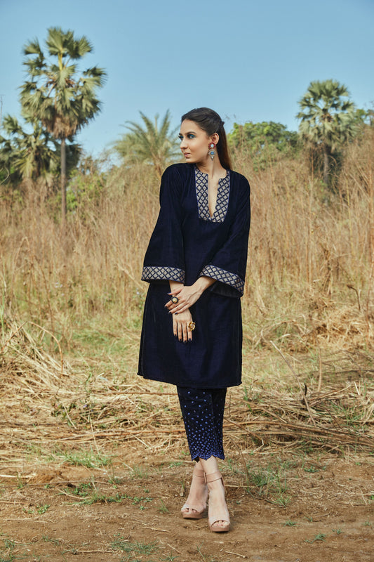 Anne Kurta and Dhoti Pants- Blue