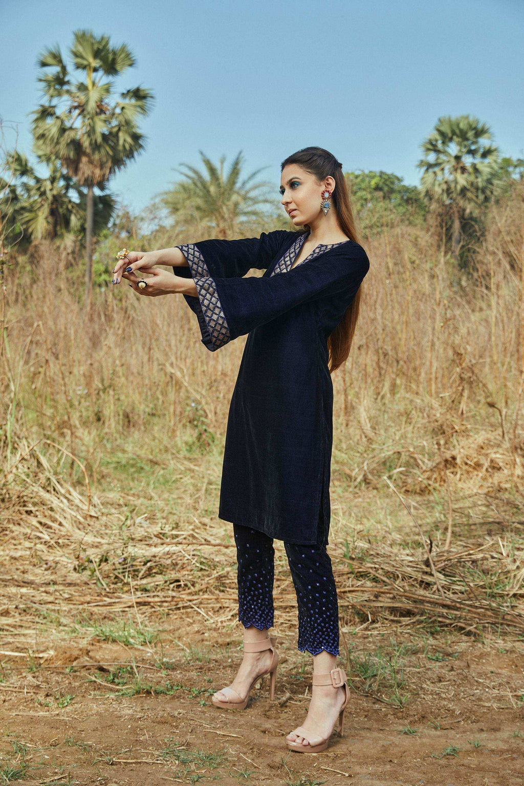 Anne Kurta and Dhoti Pants- Blue - Monk & Mei