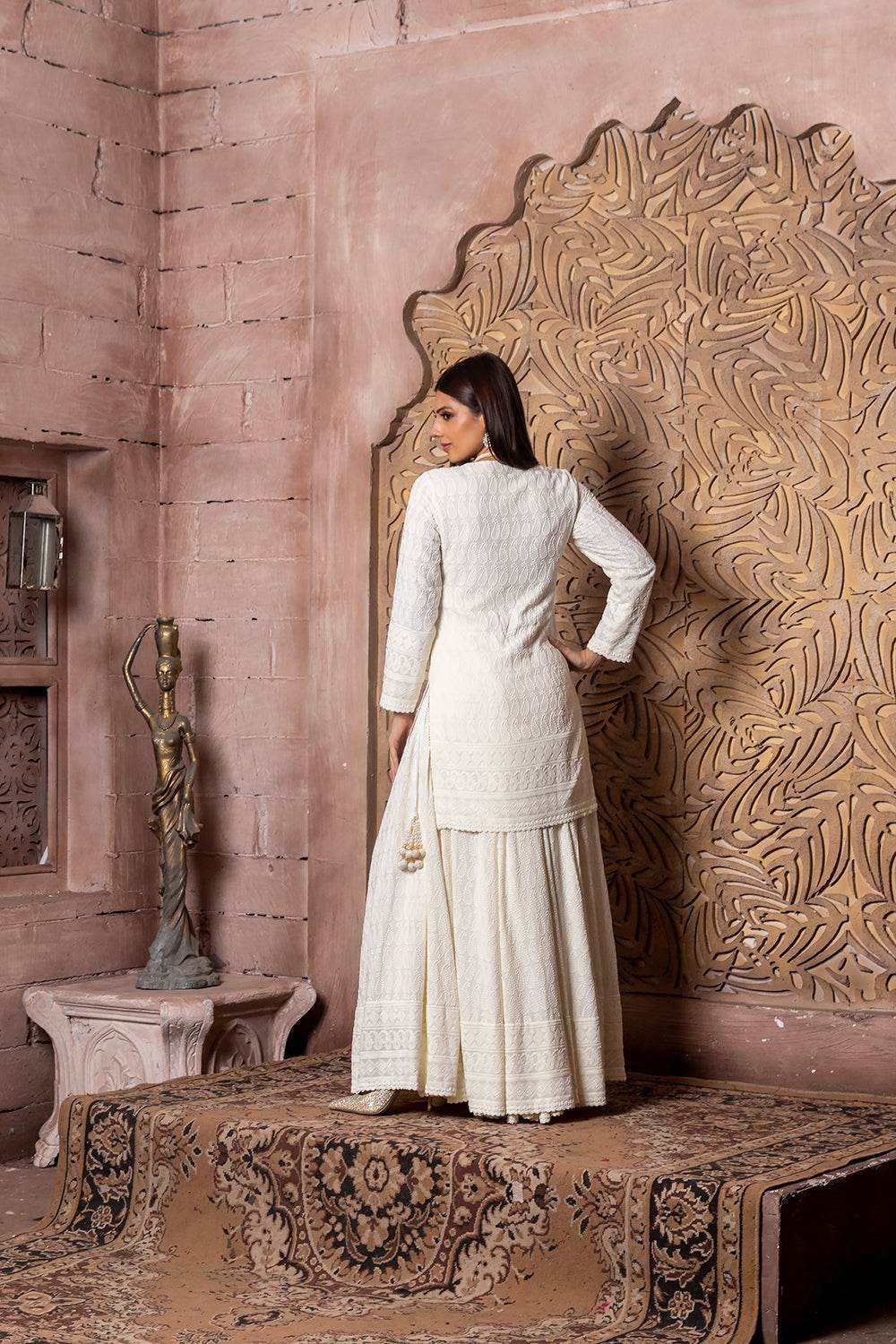Chaand- Embroidered Kurta & Gharara set with Dupatta (3 Piece Set) - Monk & Mei