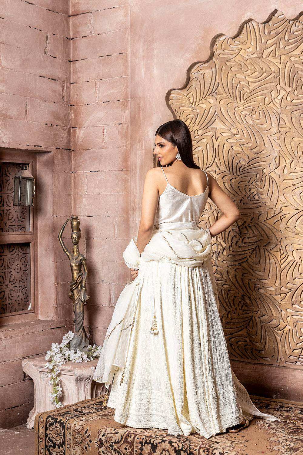 Shuddhi- top with lehenga & dupatta - Monk & Mei