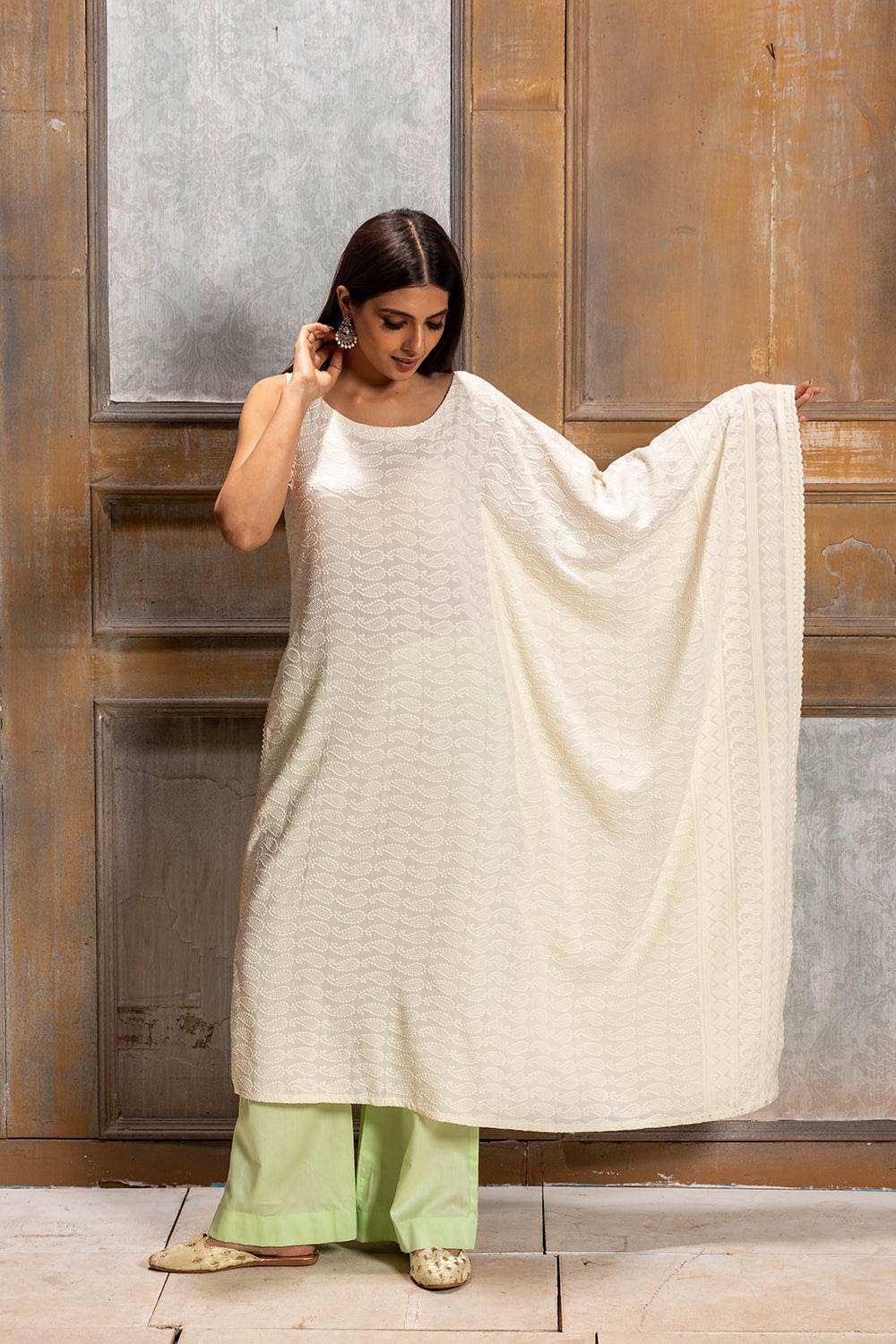 Khanak- Kaftan style Kurta & Pant - Monk & Mei