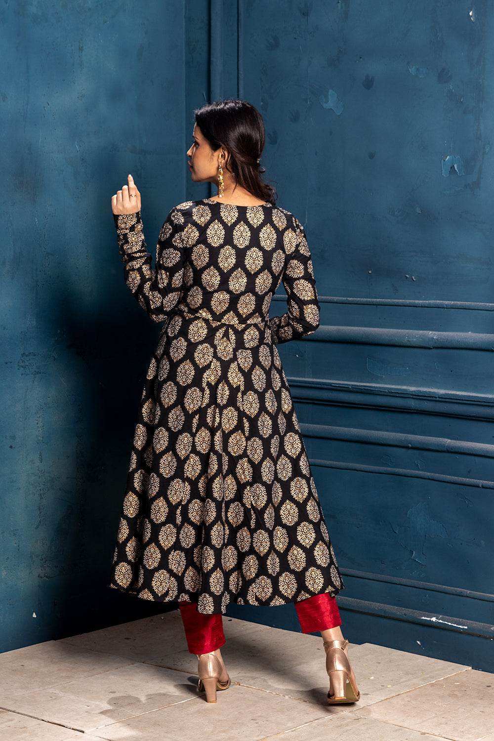 Raina- Angrakha with pants - Monk & Mei