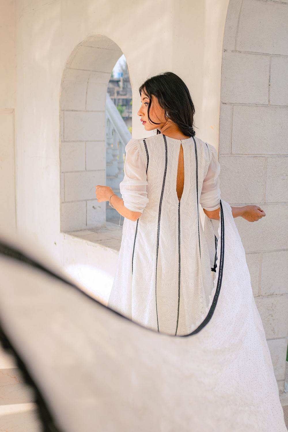 Mumtaz Chikankari Anarkali Kurta-Pants & Dupatta - White - Monk & Mei
