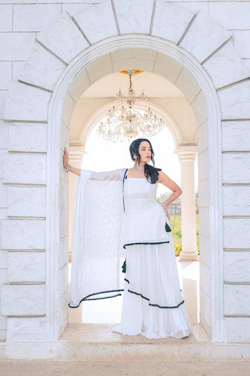 Sharmila Chikanakari Kurta
