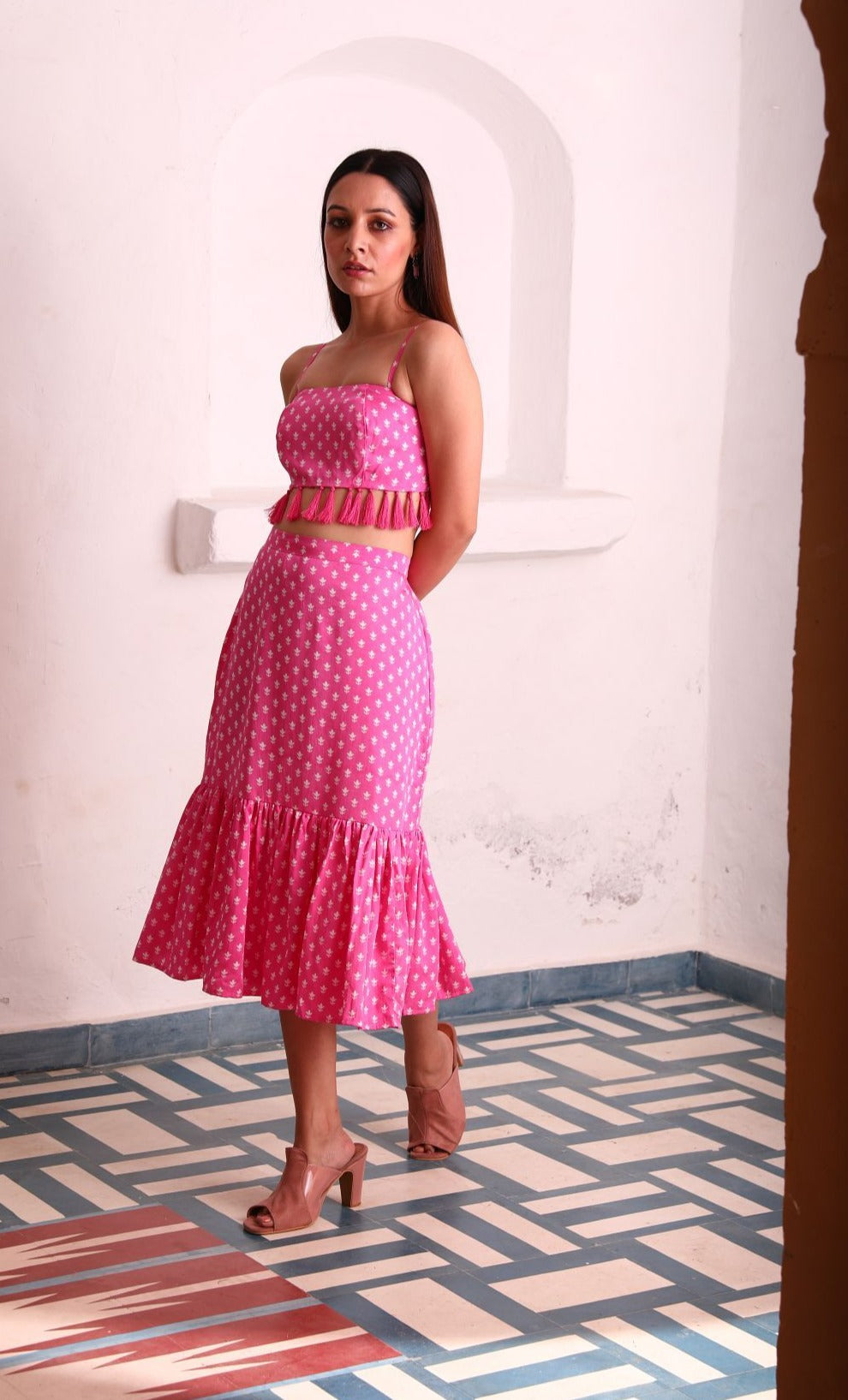 Geet Bustier-Skirt-Cape - Pink